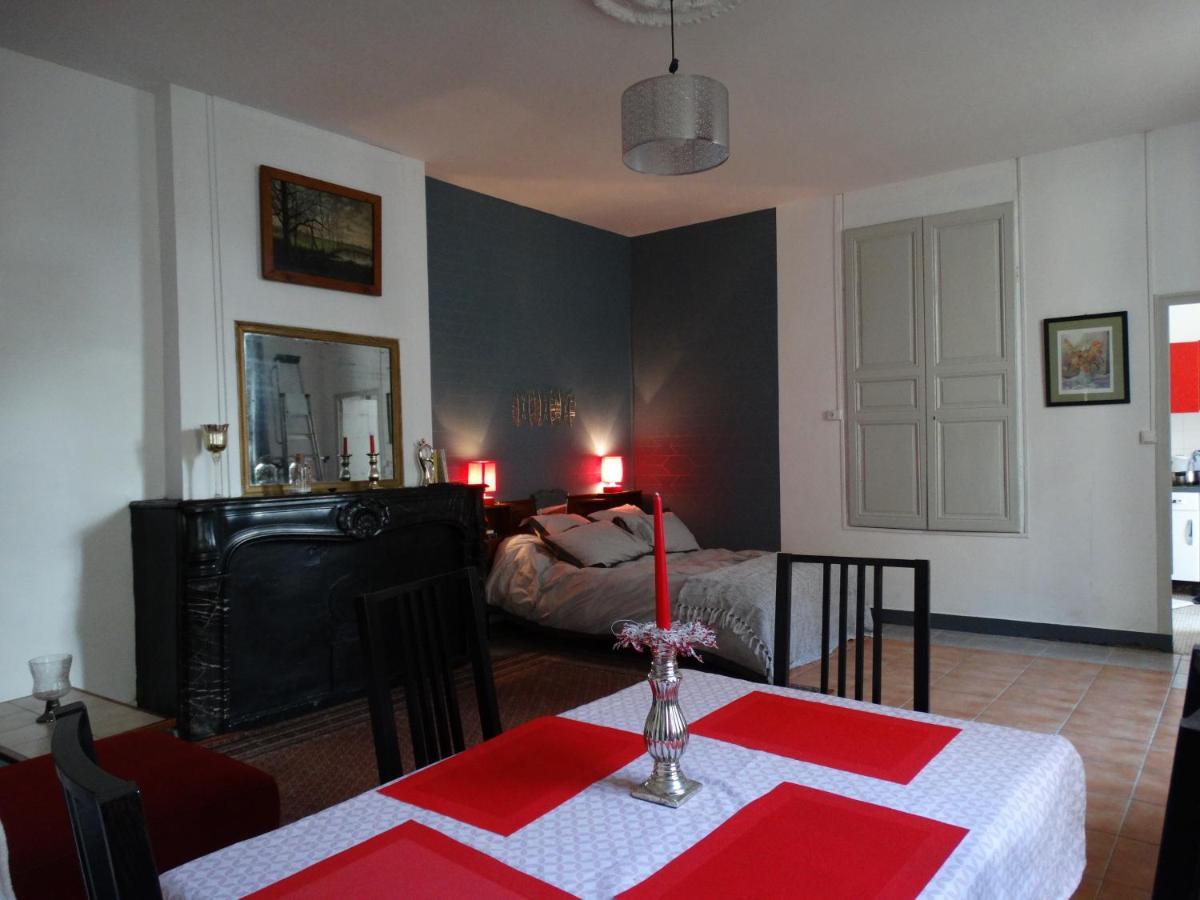 Studio Séquoia au pied du Château Saumur Extérieur photo