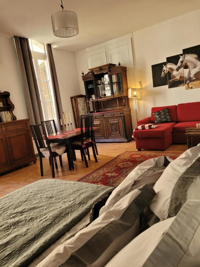 Studio Séquoia au pied du Château Saumur Extérieur photo